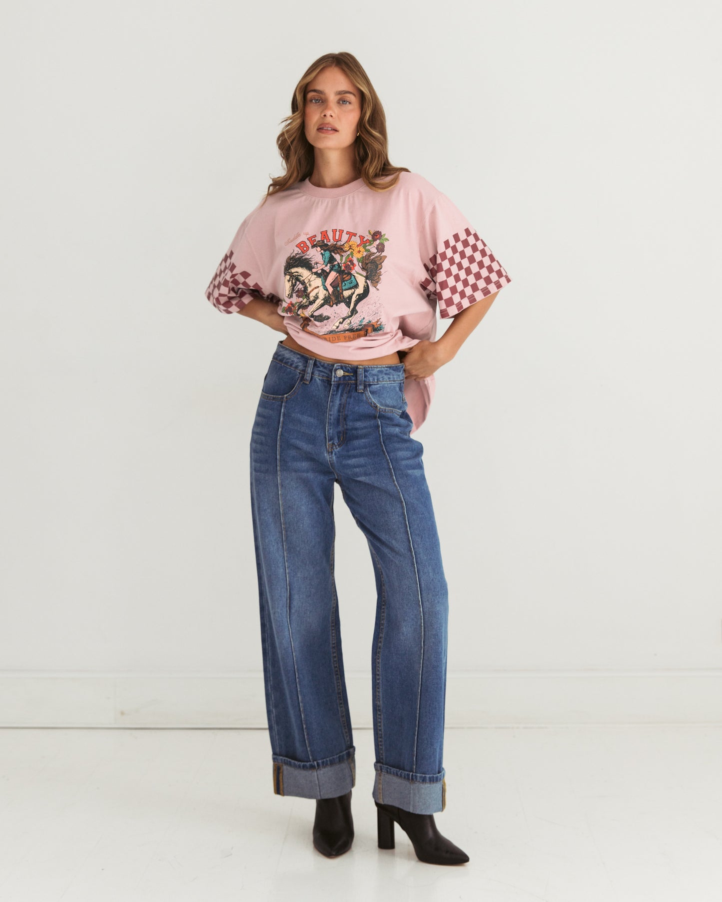 Dolly Tee